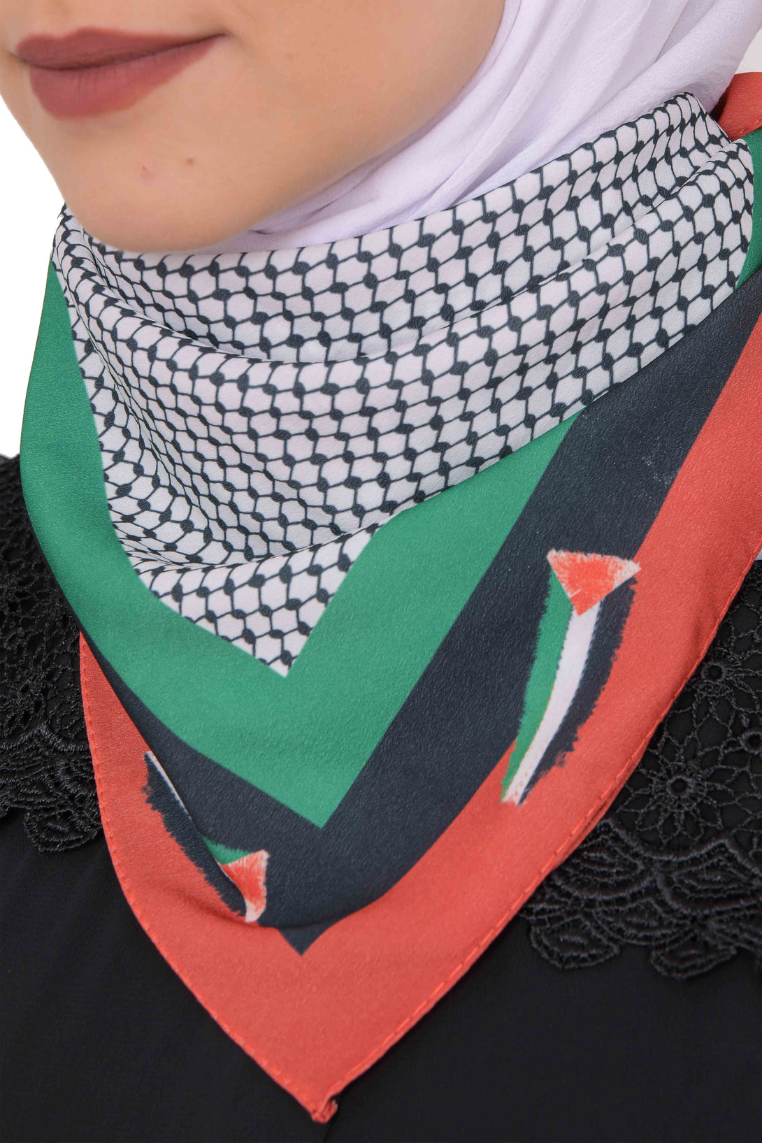 Zaytoon Gift Foular Palestinian keffiyeh scarf with red border and flag