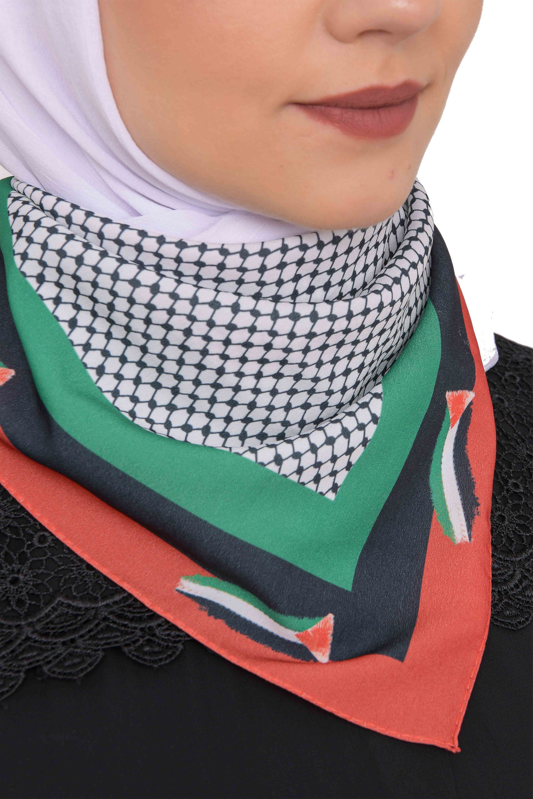 Zaytoon Gift Foular Palestinian keffiyeh scarf with red border and flag